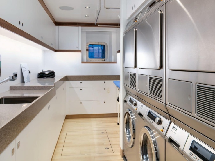 Apex - The height of elegance - 2