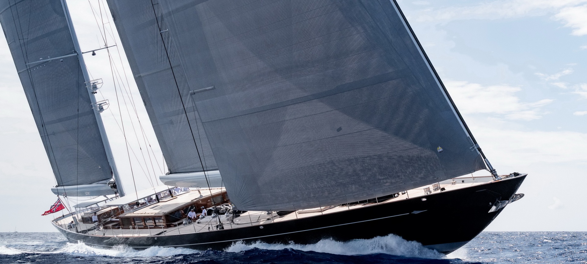 Aquarius wins “Best naval architecture – sailing yachts”
