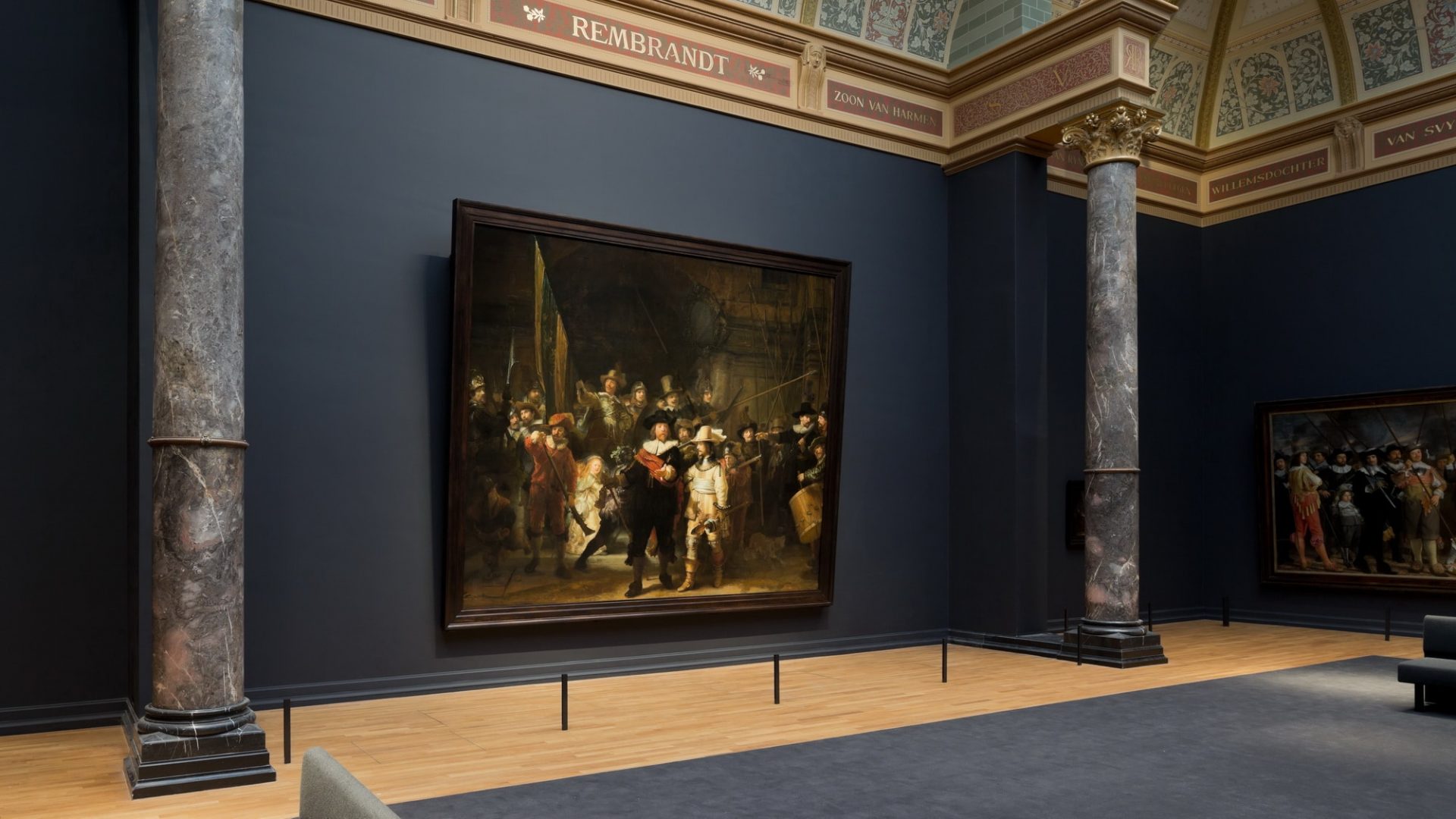 WhybuildinHolland-Rijksmuseum 10. Night Watch Gallery (1) 16x9_resize